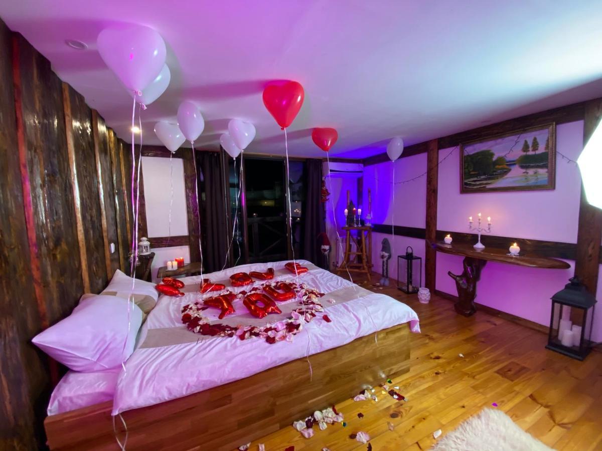 Nazar Stodolya Hotel Камианец-Подилский Екстериор снимка