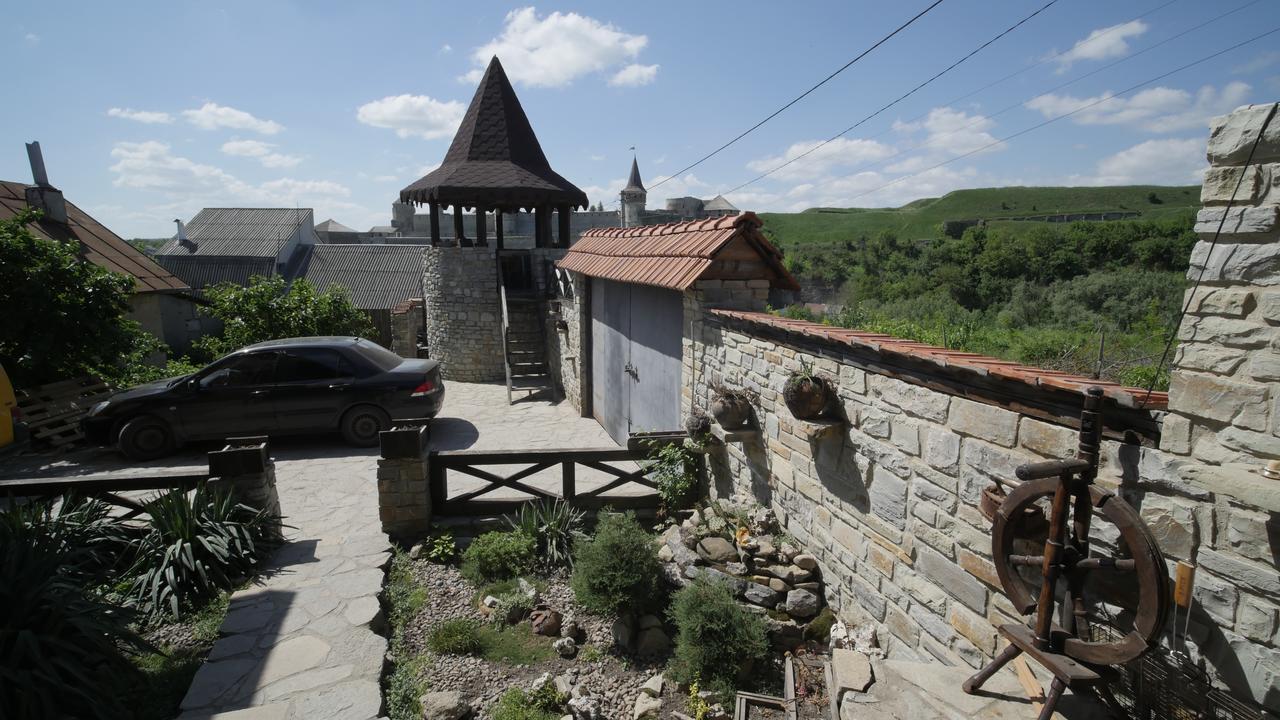 Nazar Stodolya Hotel Камианец-Подилский Екстериор снимка