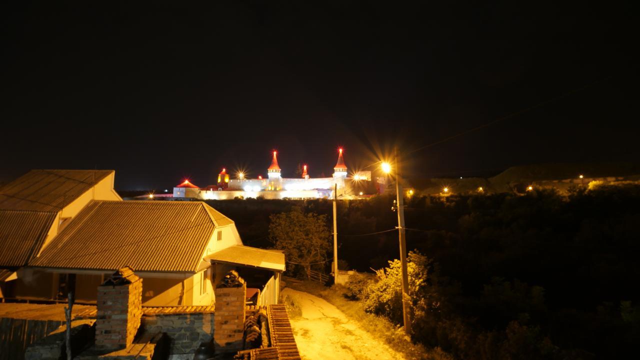 Nazar Stodolya Hotel Камианец-Подилский Екстериор снимка