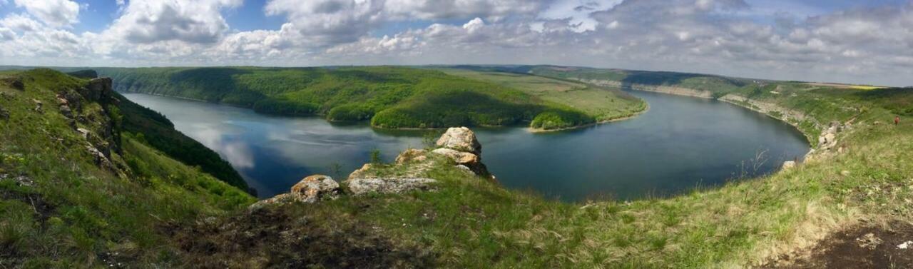 Nazar Stodolya Hotel Камианец-Подилский Екстериор снимка