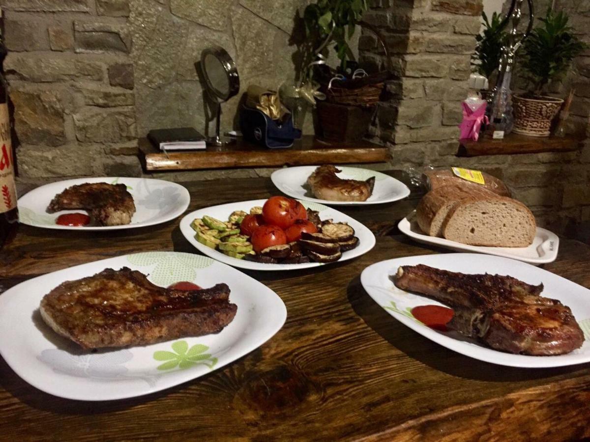 Nazar Stodolya Hotel Камианец-Подилский Екстериор снимка