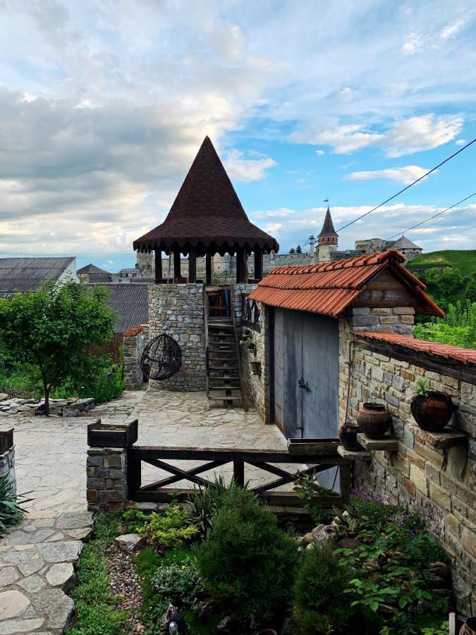 Nazar Stodolya Hotel Камианец-Подилский Екстериор снимка